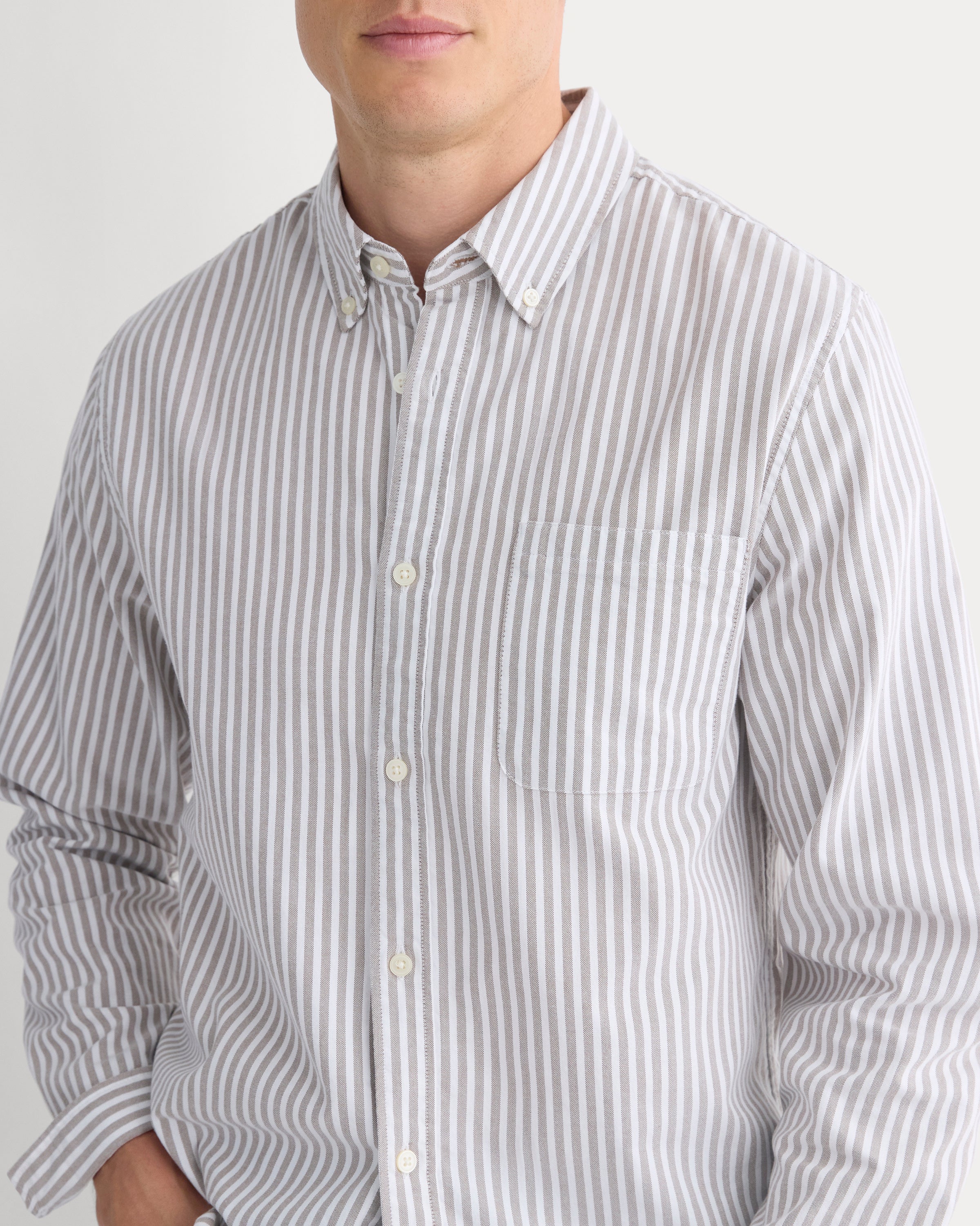 Lightweight Slim-Fit Oxford | Brown