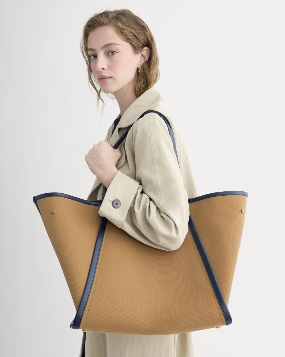 Canvas Lug Tote | Golden Brown